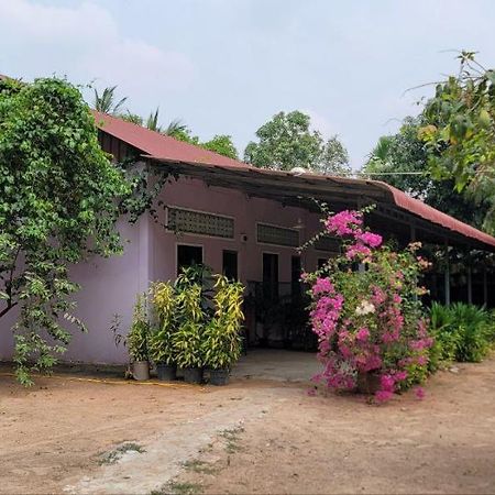 Ferienwohnung The Purple House Siem Reap Exterior foto